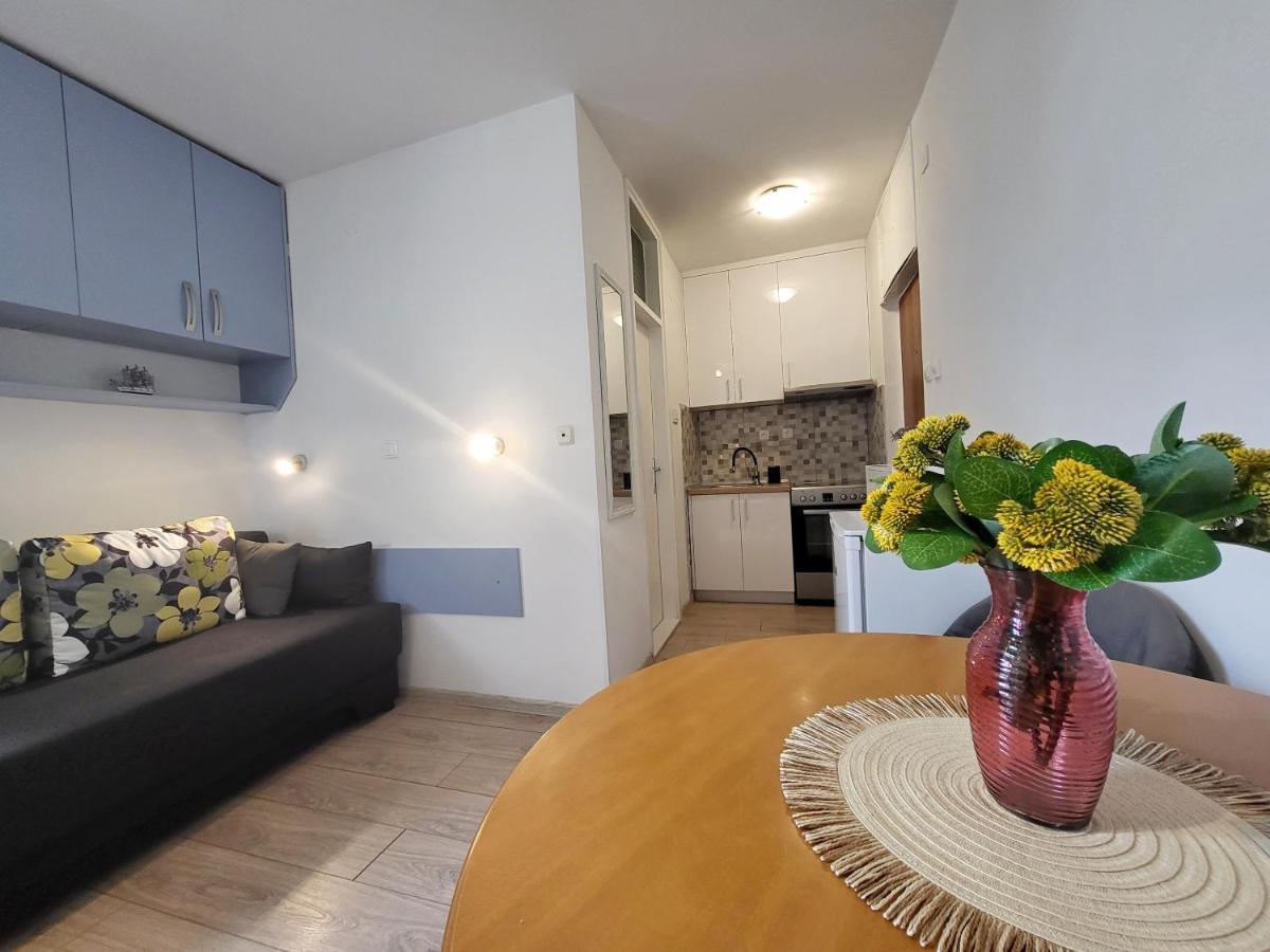 Mali U Centru Apartament Makarska